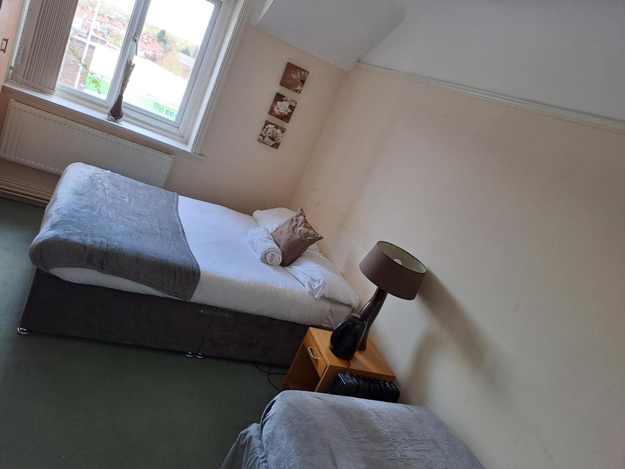 וואלסי Sheridans Budget Accomodation מראה חיצוני תמונה