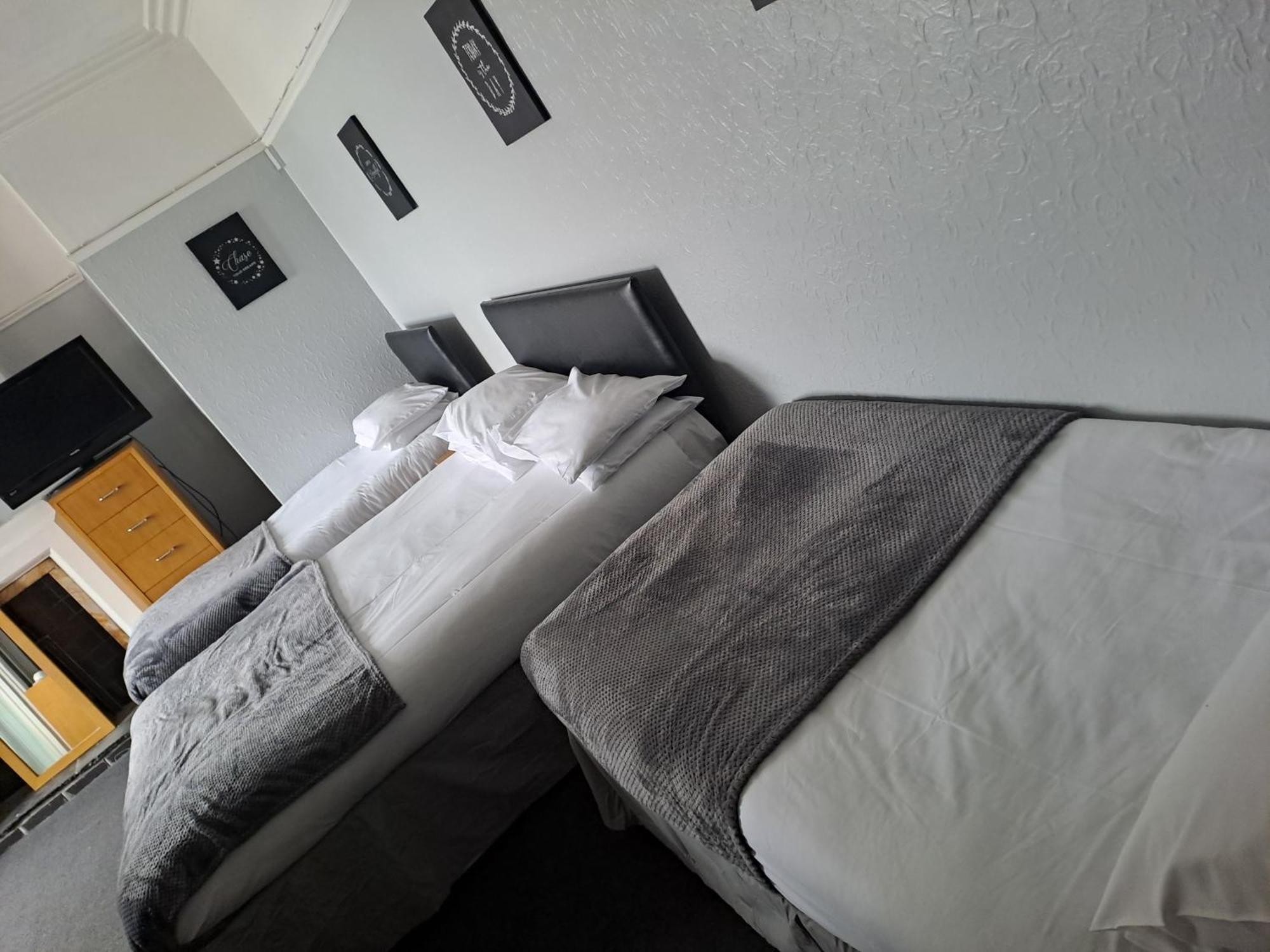 וואלסי Sheridans Budget Accomodation מראה חיצוני תמונה